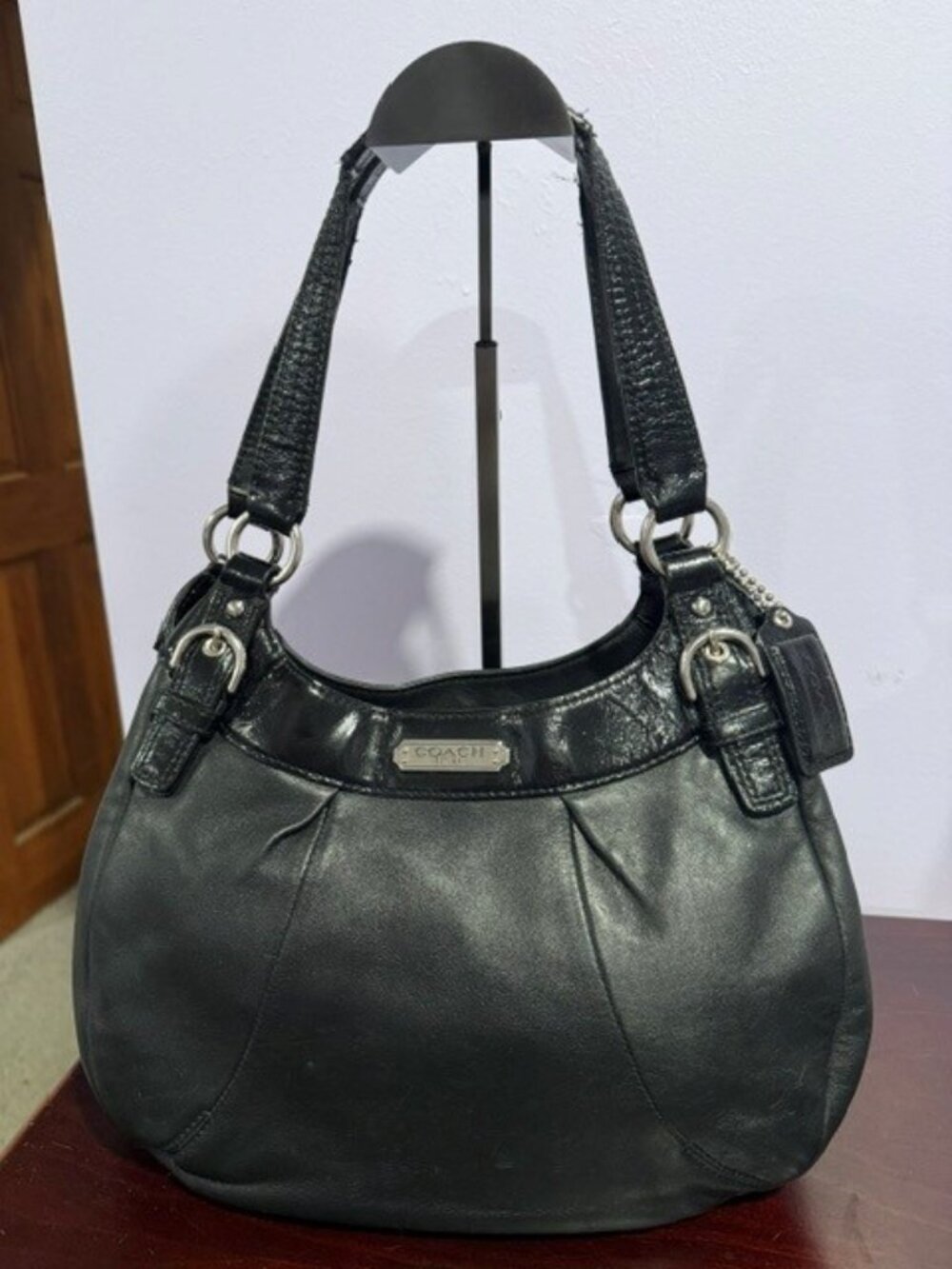 Great condition Coach Soho Lynn Hobo Bag (style F19453)